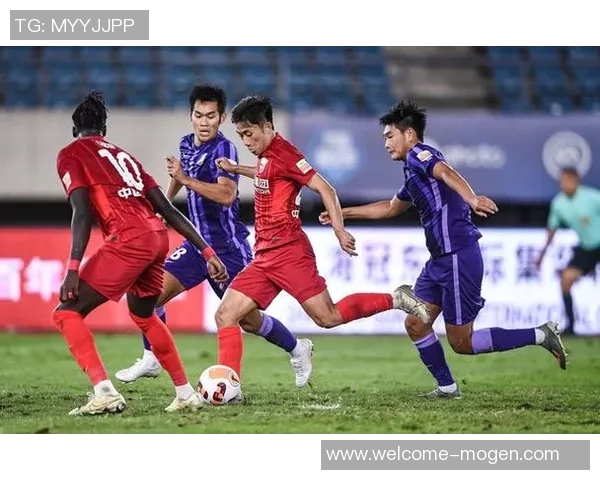 大连英博热身赛小胜天津津门虎张华晨任意球精彩破门助球队获胜